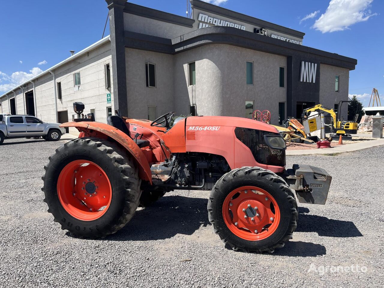 Kubota M5640SU wheel tractor