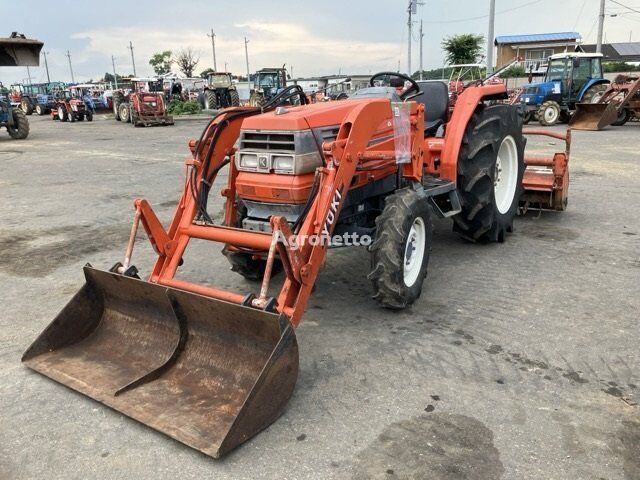 Kubota TRACTOR(Kubota) hjultraktor