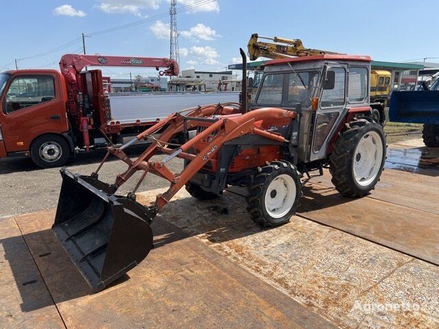 Kubota TRACTOR(Kubota) wheel tractor