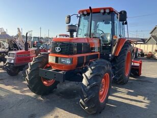 tracteur &agrave; roues Kubota TRACTOR(Kubota)