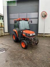 трактор колесный Kubota st-30 hd