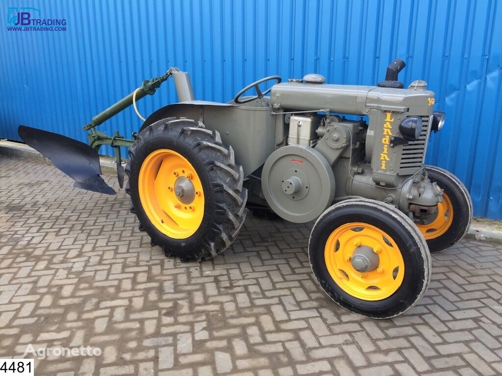 traktor na kolesih Landini Velite 2WD