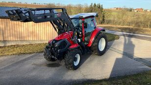 Lindner Lintrac 100 wheel tractor