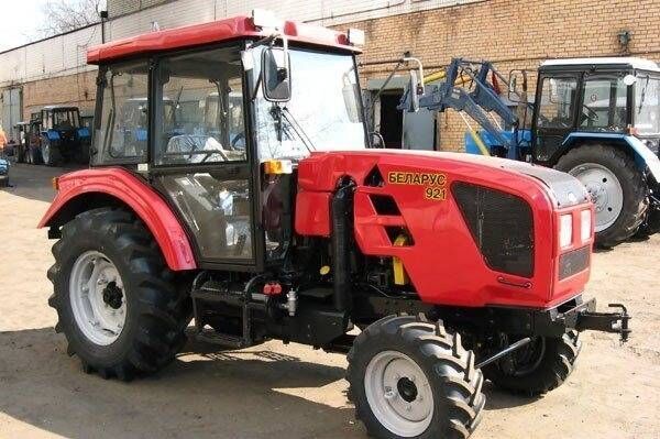 tractor cu roţi MTZ BELARUS 921 nou