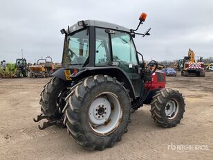 جرار بعجلات Massey Ferguson