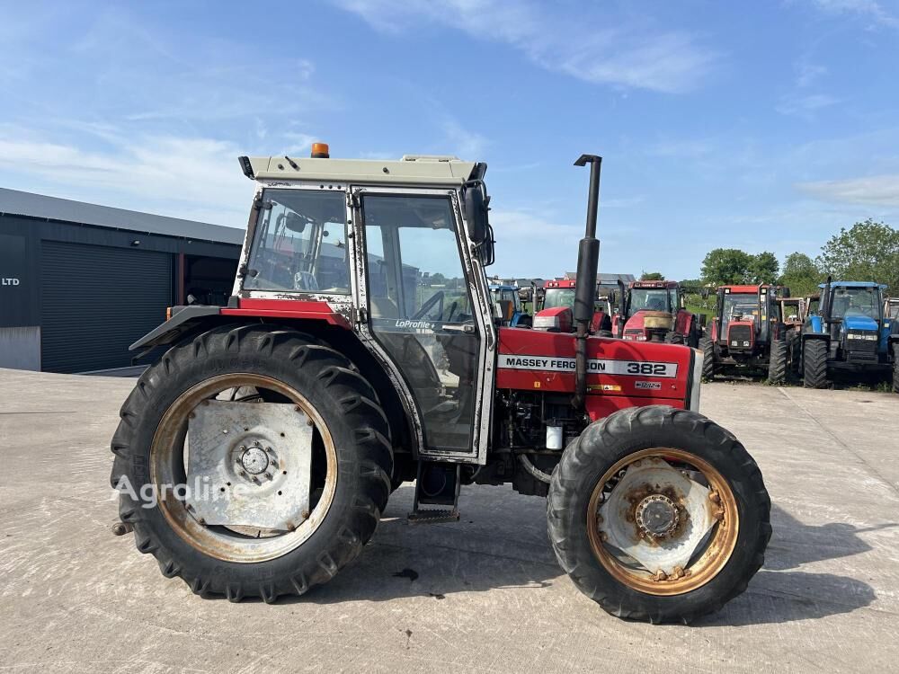 جرار بعجلات Massey Ferguson 382 - Agroline