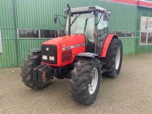 轮式拖拉机 Massey Ferguson 4255