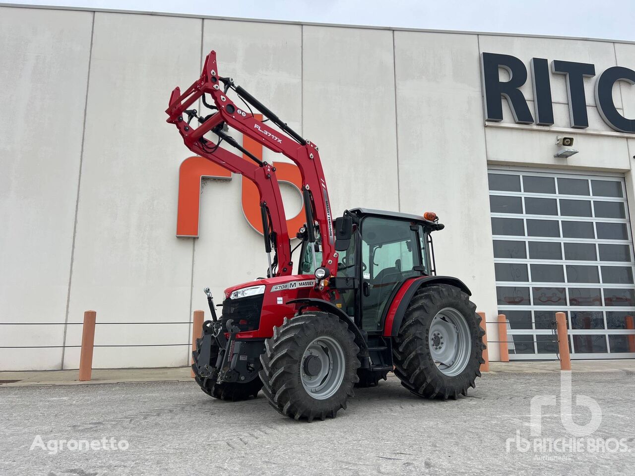 Massey Ferguson 4708M DYNA-4 traktor på hjul