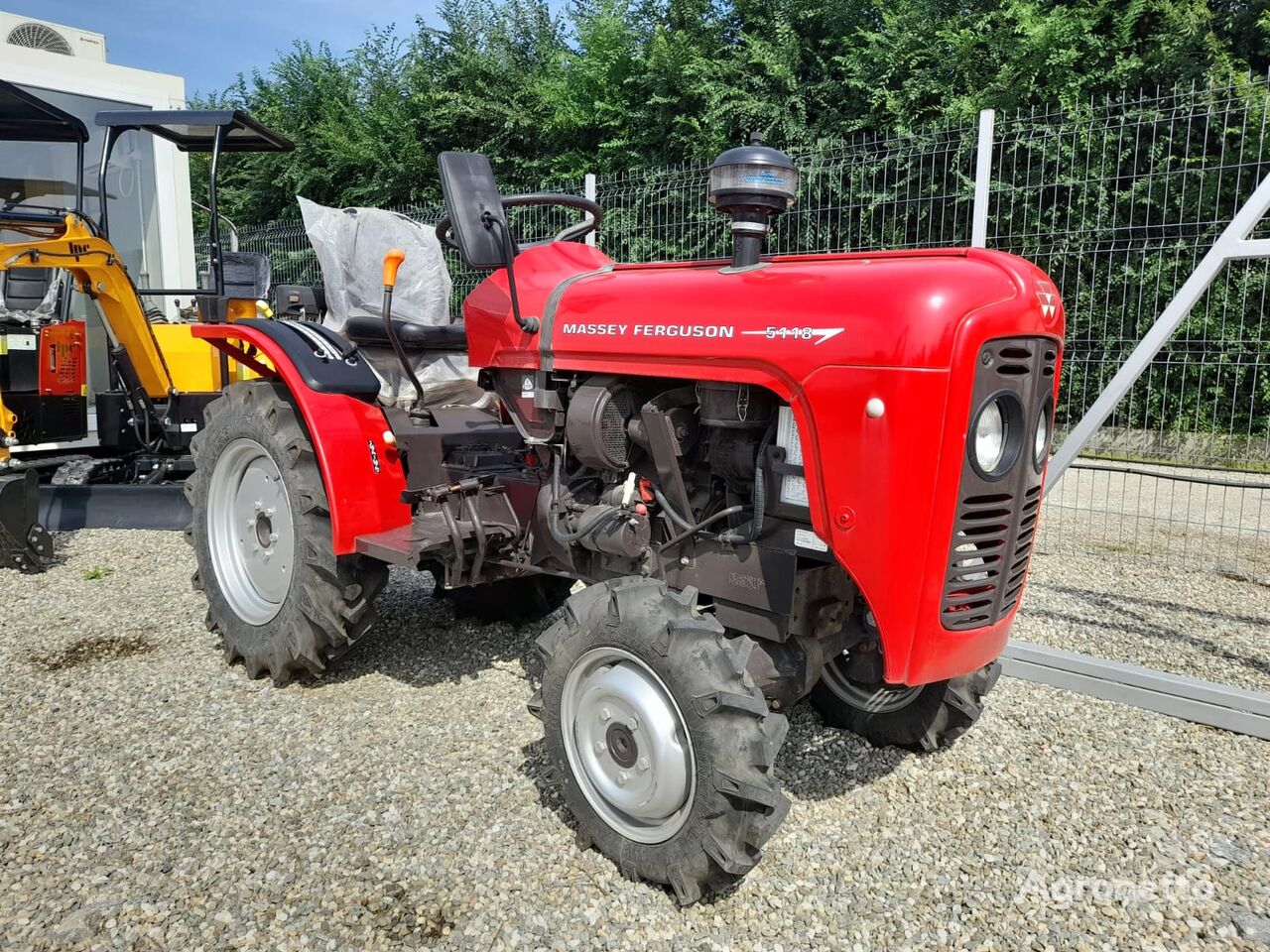 new Massey Ferguson 5118 wheel tractor