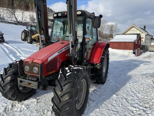 tracteur &agrave; roues Massey Ferguson 5455