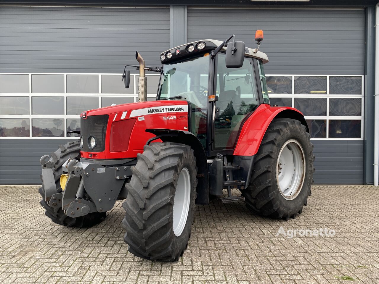 Massey Ferguson 5455 Dyna-4 wheel tractor