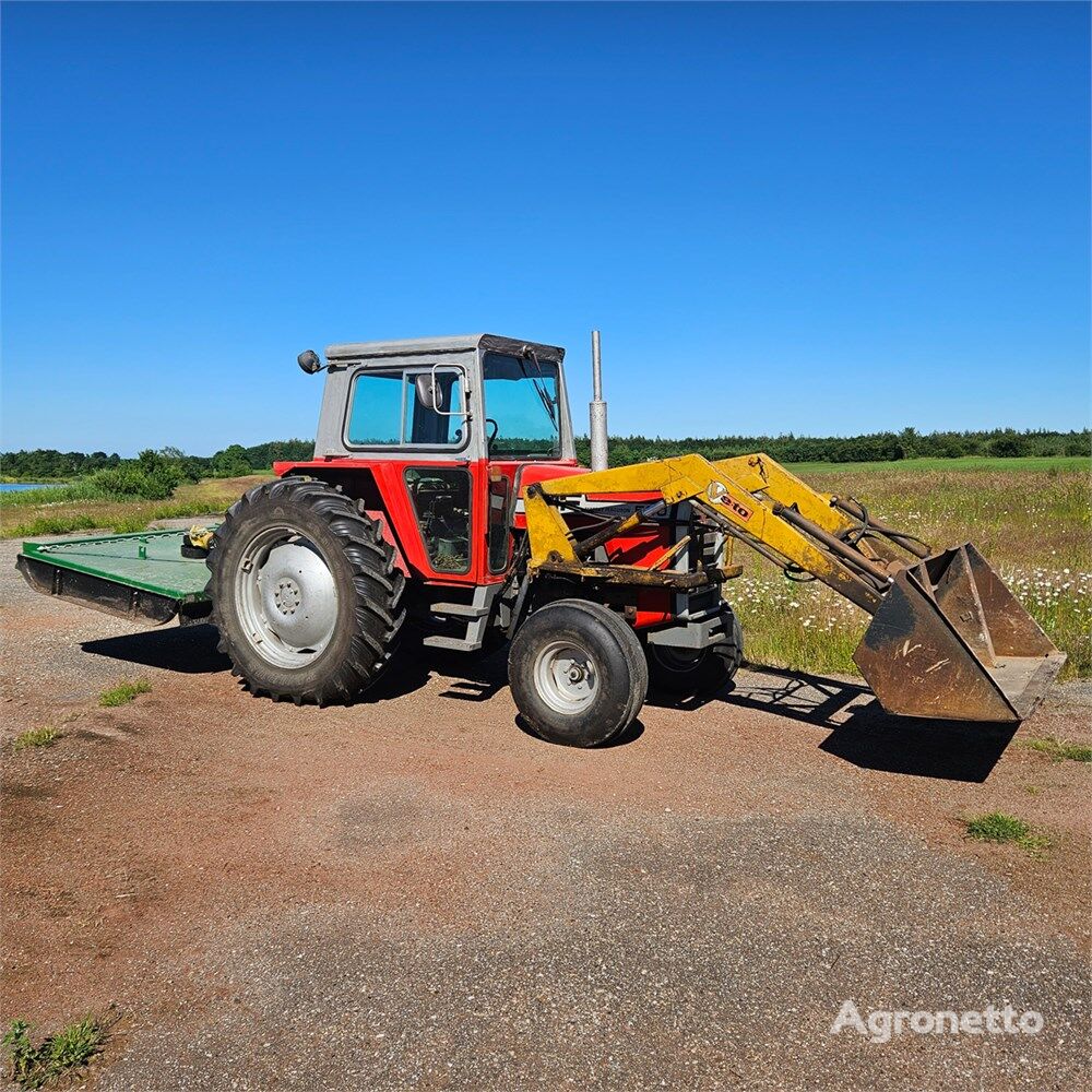 tracteur à roues Massey Ferguson 590