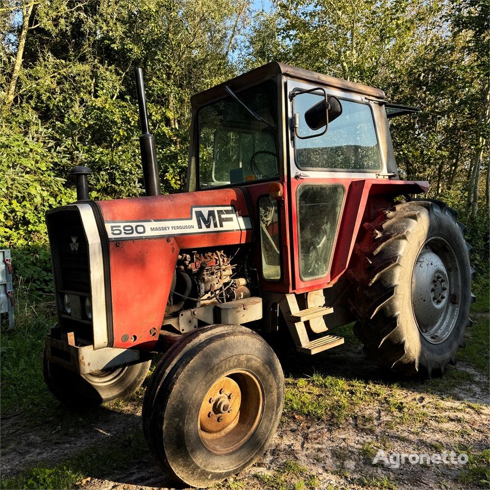 τροχοφόρο τρακτέρ Massey Ferguson 590