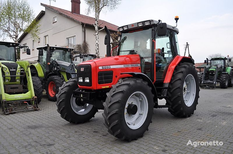 kolový traktor Massey Ferguson 6260 DynaShift