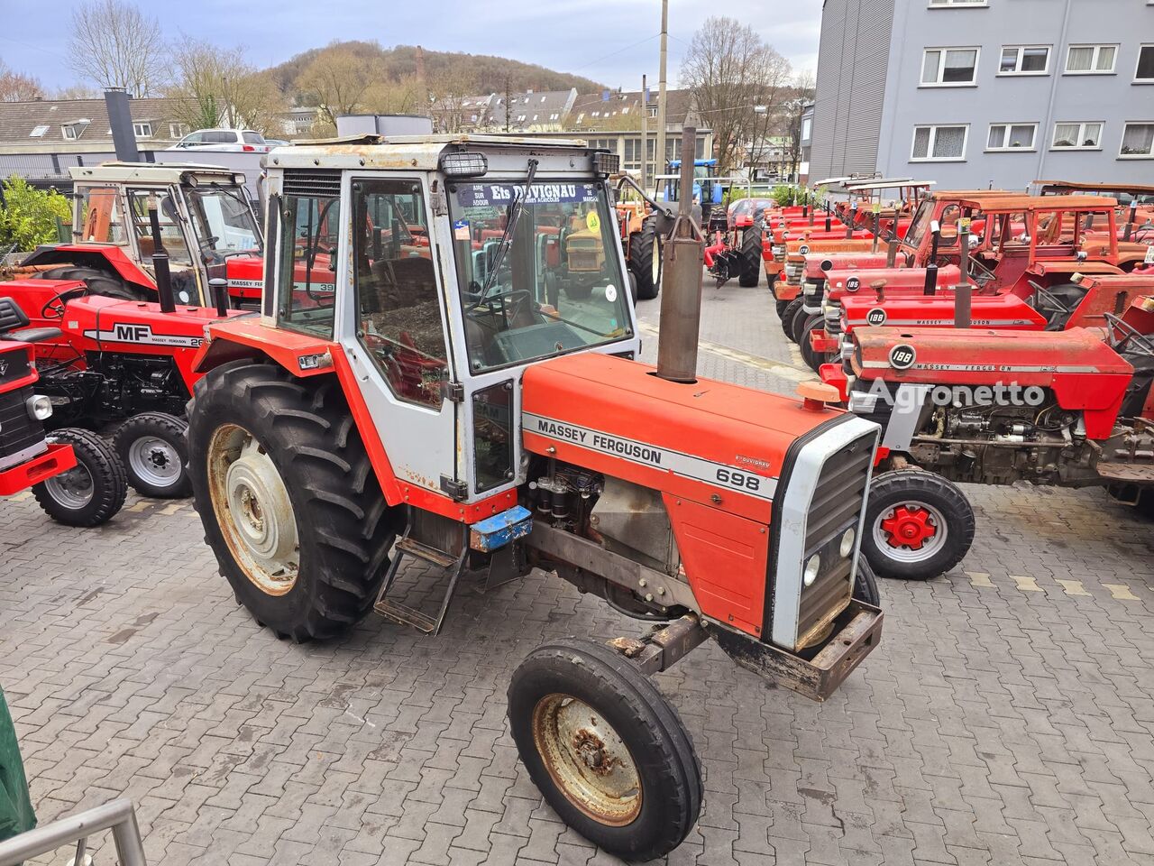 Massey Ferguson 698 wheel tractor for sale | Agronetto PK Massey Ferguson 698 wheel tractor - Agronetto