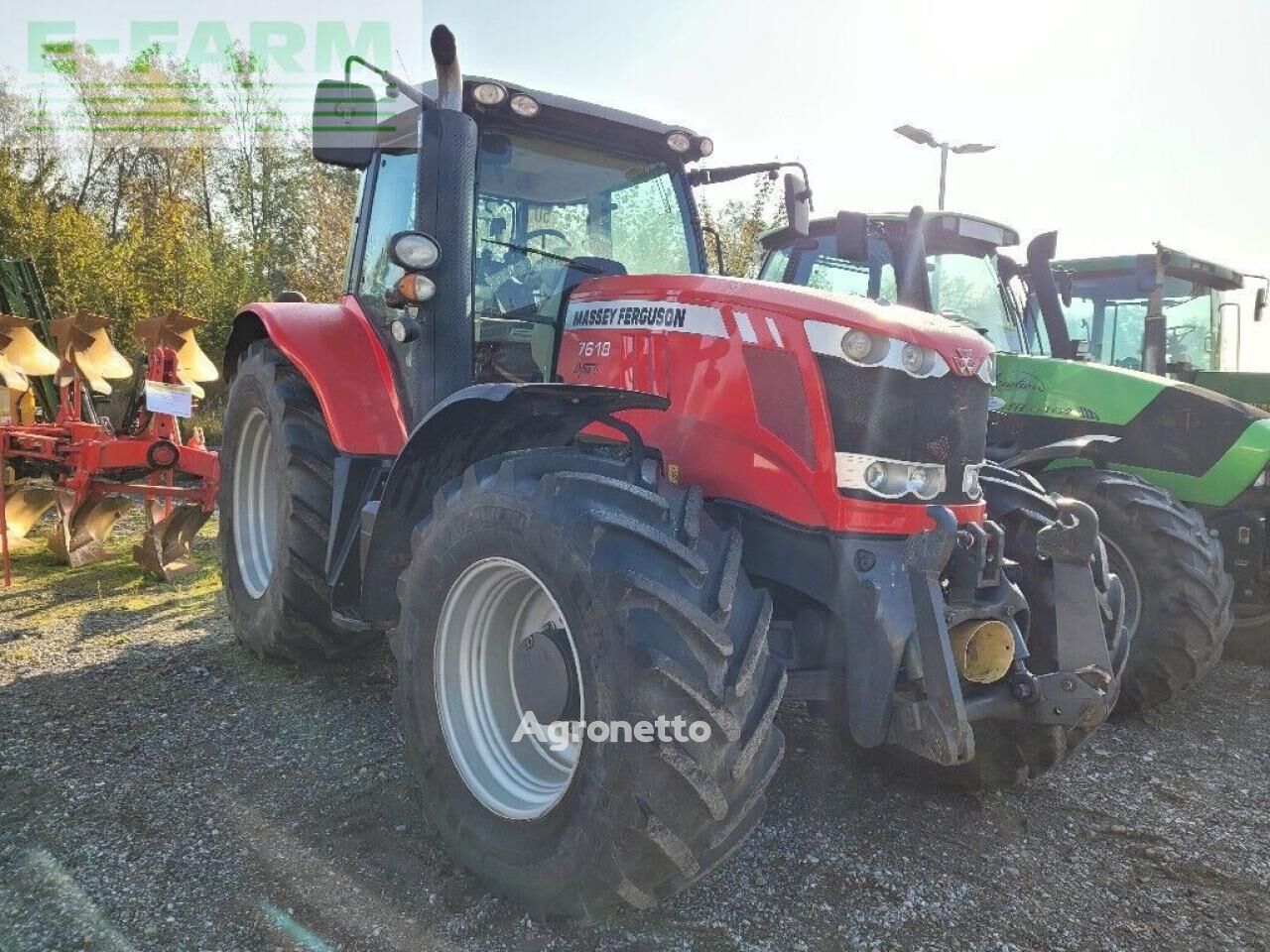 máy kéo bánh lốp Massey Ferguson 7618