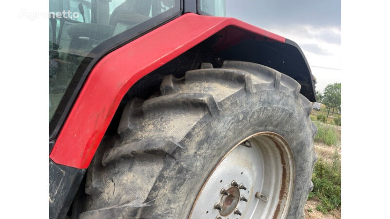 tracteur à roues Massey Ferguson 8160 pour pièces détachées