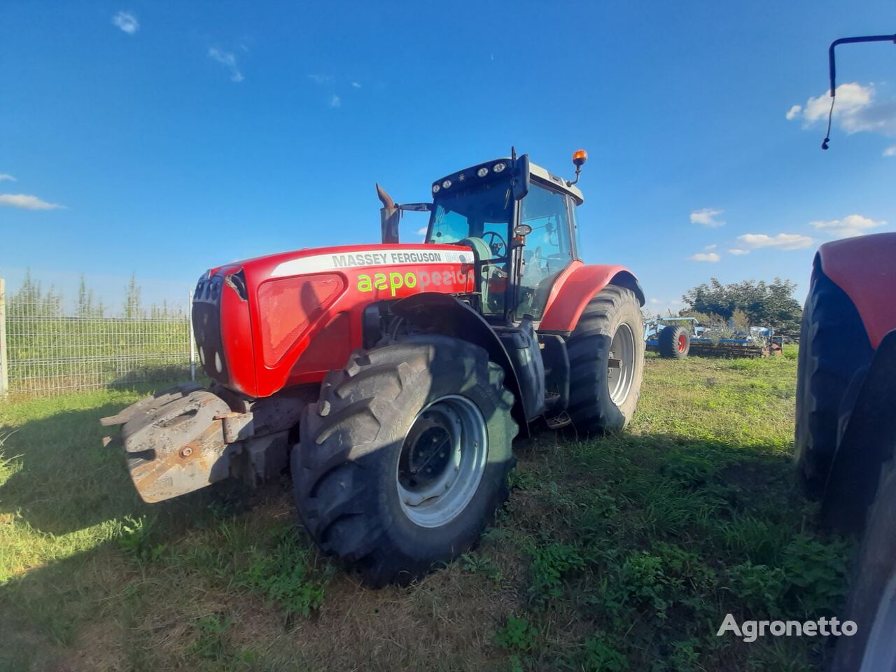 tracteur à roues Massey Ferguson 8480