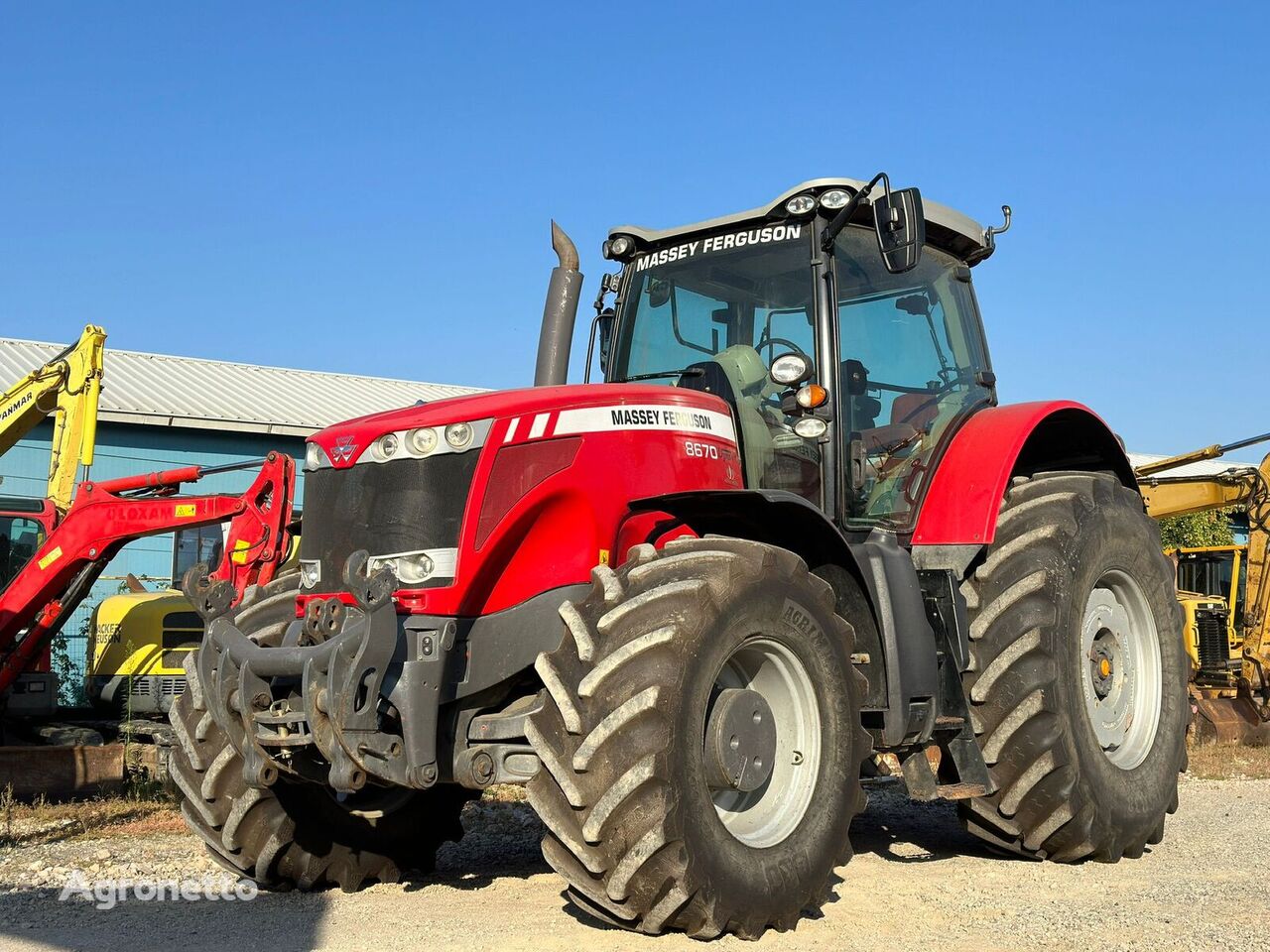 Massey Ferguson 8670 wheel tractor