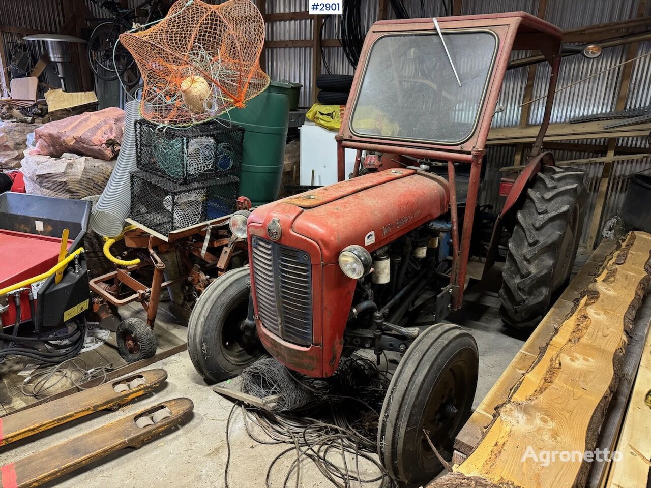 Massey Ferguson IMT 35 traktor točkaš