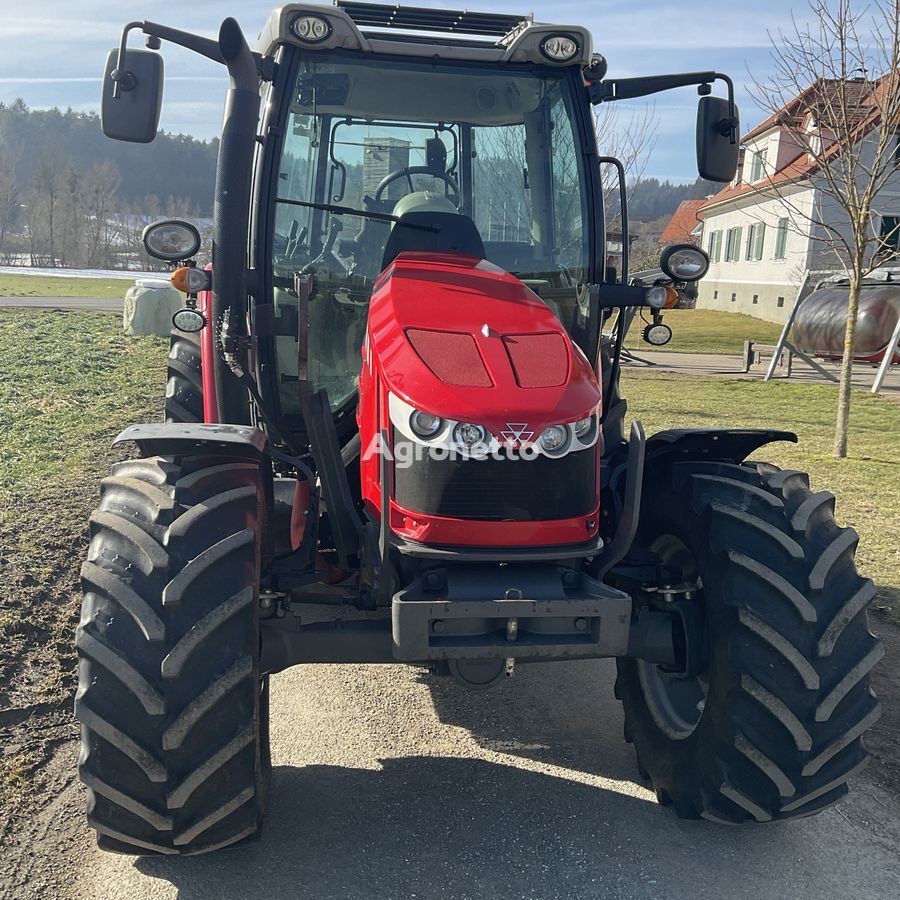 Massey Ferguson MF 5609 Dyna-4 ES-Panoramic wielen trekker