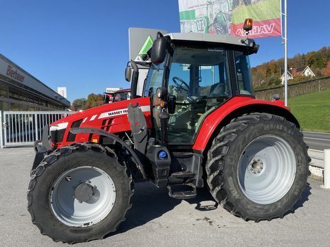 Kolesový traktor Massey Ferguson MF 5611 Dyna-6 - Agroline