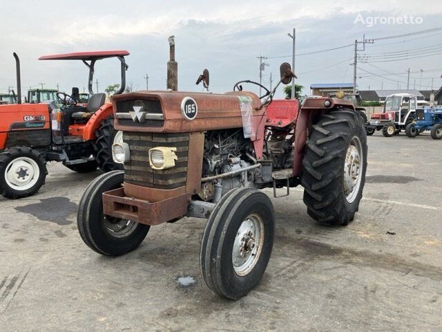 tractor cu roţi Massey Ferguson TRACTOR(Massey Ferguson)