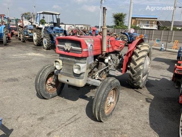 трактор колесный Massey Ferguson TRACTOR(Massey Ferguson)