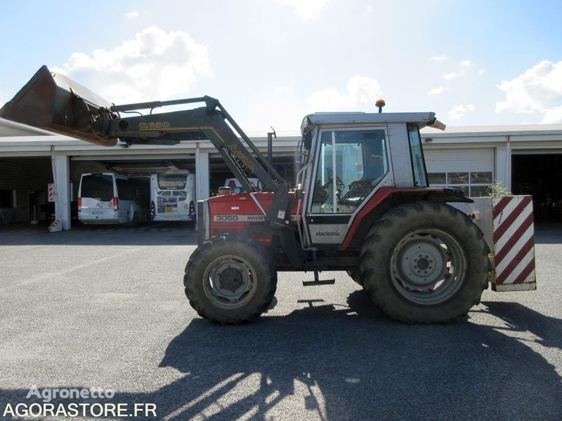 tracteur à roues Massey MF 3050