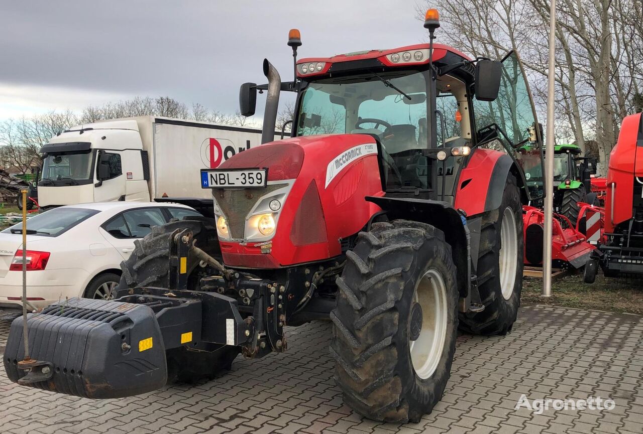 جرار بعجلات McCormick X-7 660