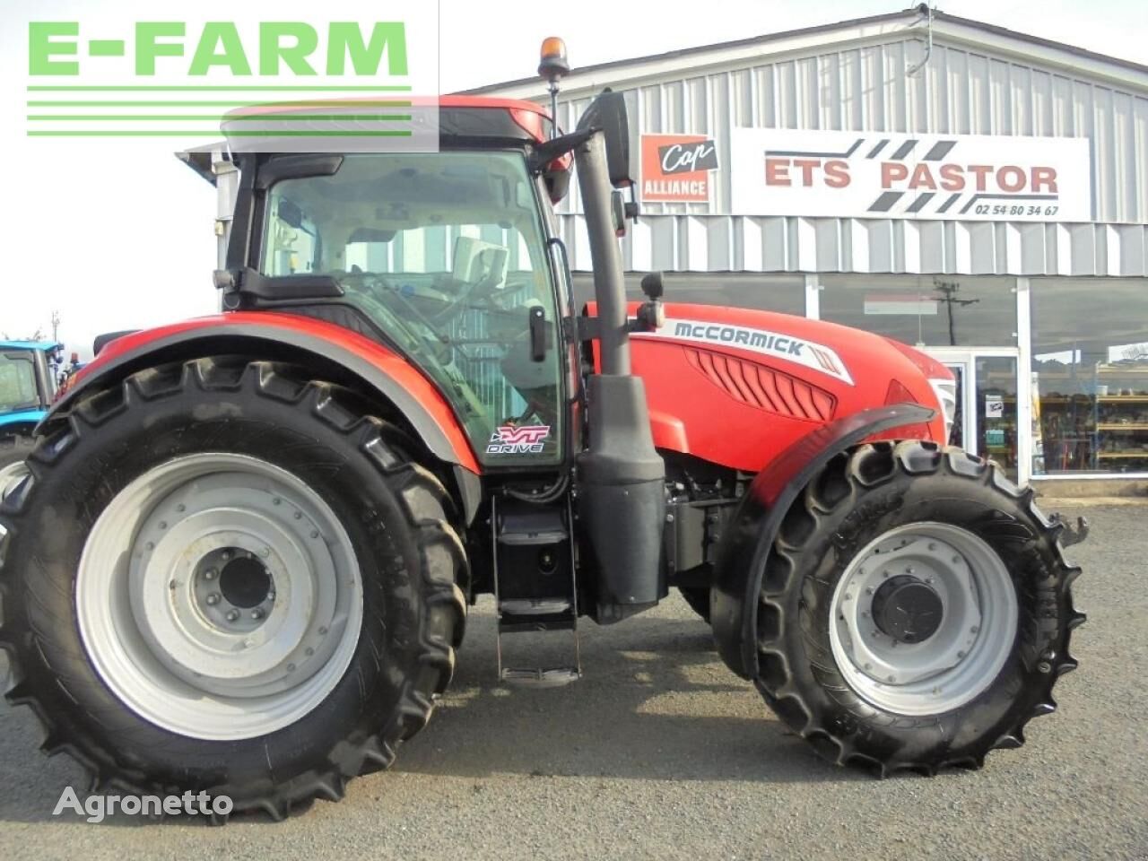 جرار بعجلات McCormick x7-680p