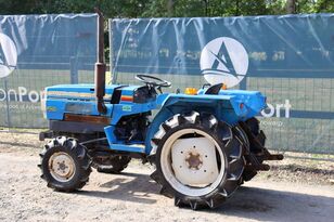kolesov&yacute; traktor Mitsubishi MTE2000D