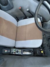 тркала трактор Mitsubishi TRACTOR(Mitsubishi)