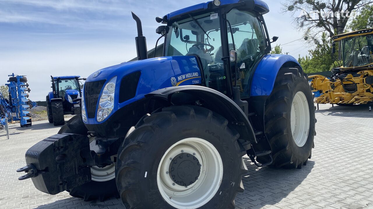 naujas ratinis traktorius New Holland 7060