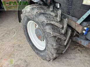 trator de rodas New Holland 8360