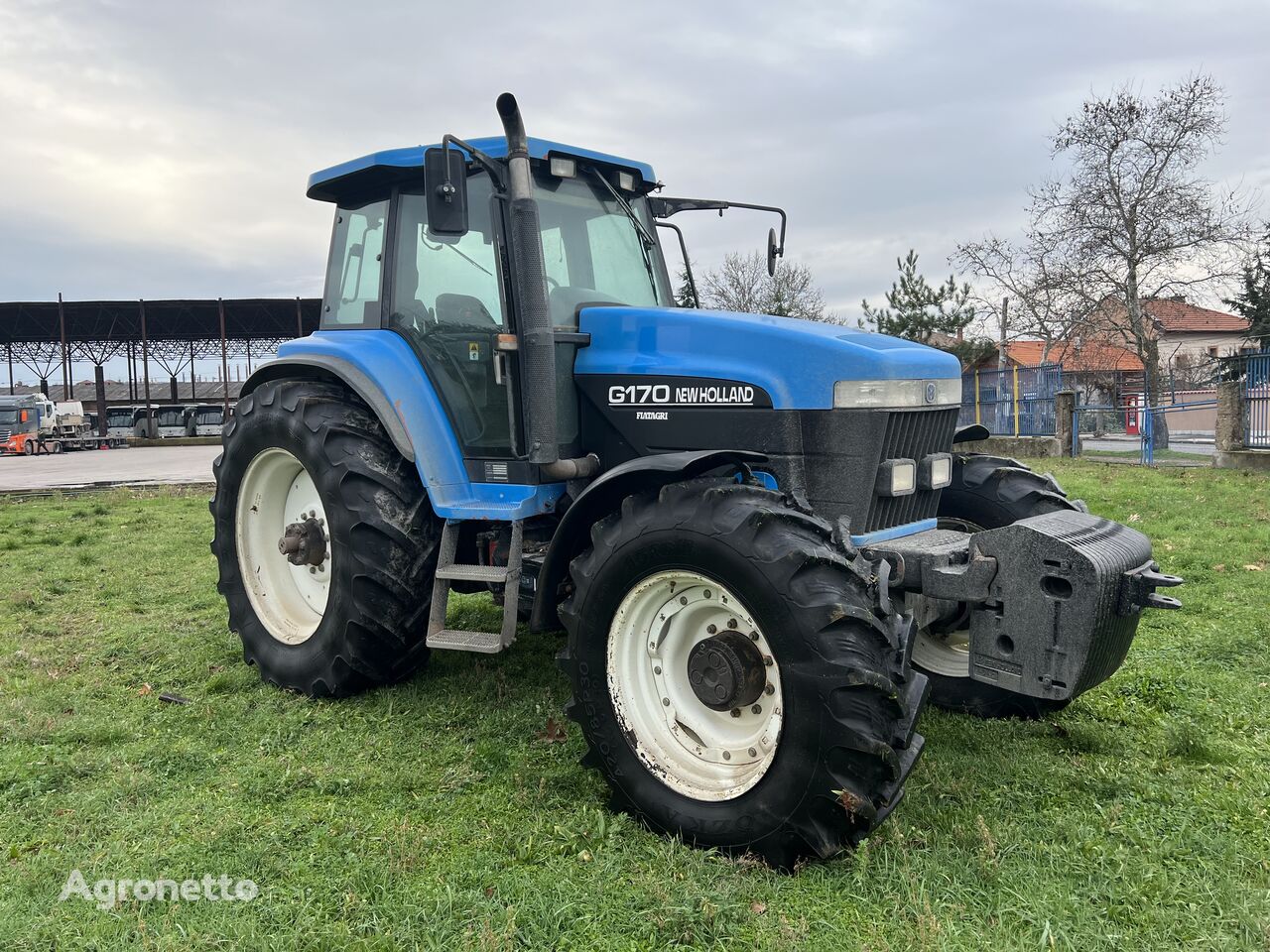 New Holland G170 wielen trekker