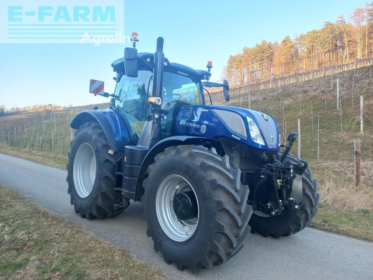 Трактор колесный New Holland T 7.300 AC - Agroline
