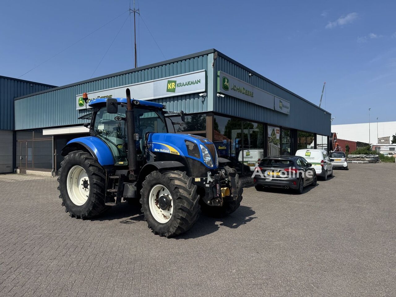 جرار بعجلات New Holland T6030 Plus - Agroline