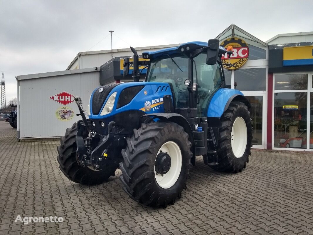 New Holland T7.165 MY 18 wheel tractor