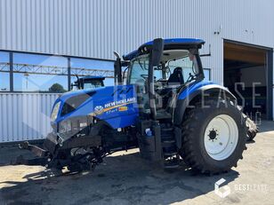 tracteur à roues New Holland T7.165 S endommagé