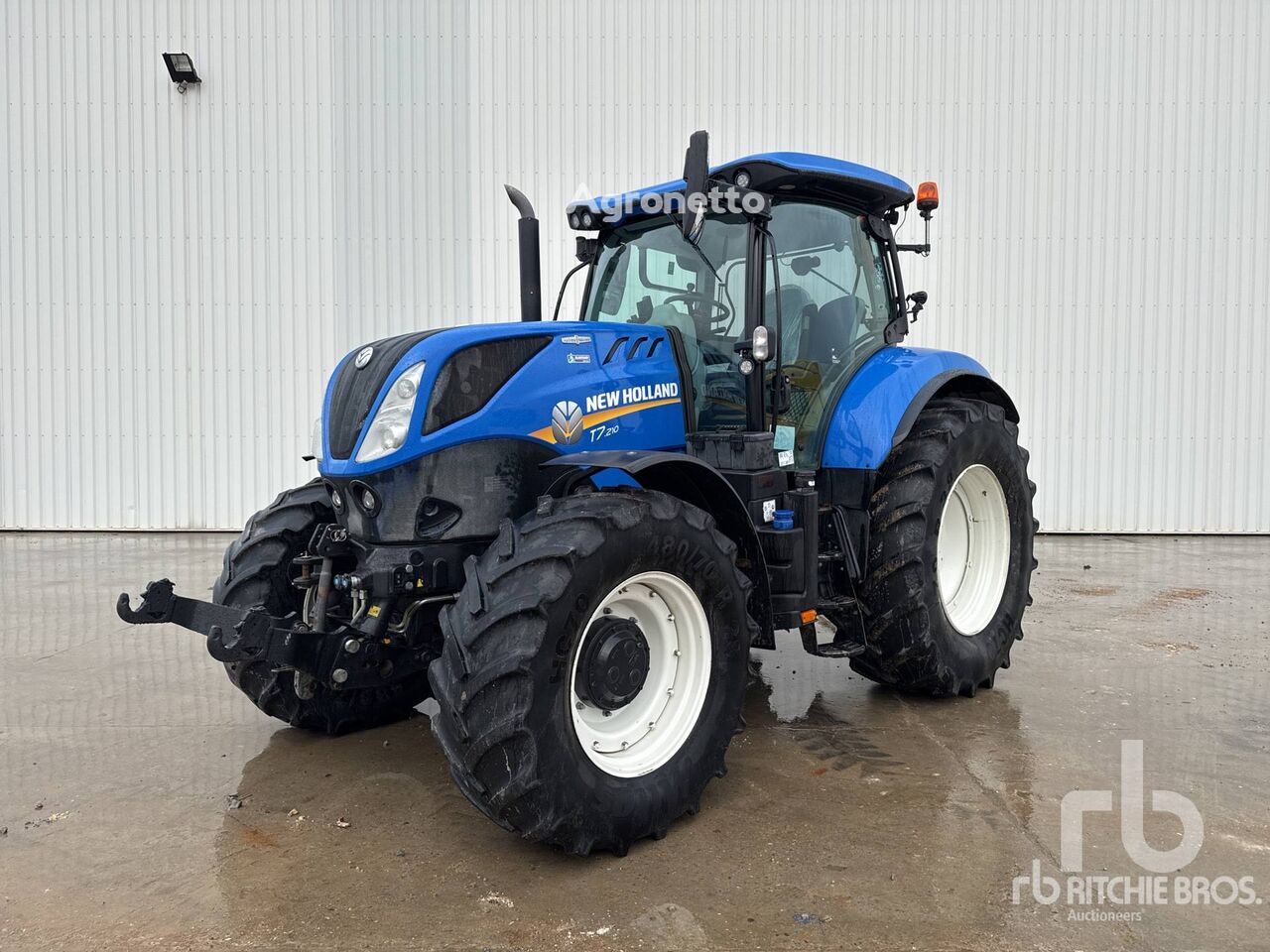 tracteur à roues New Holland T7.210 AUTOCOMM Tracteur Agricole