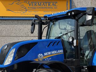 New Holland T7.225AC wheel tractor