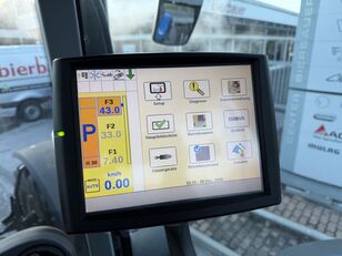 New Holland T7.230 Klassisch traktor točka&scaron;