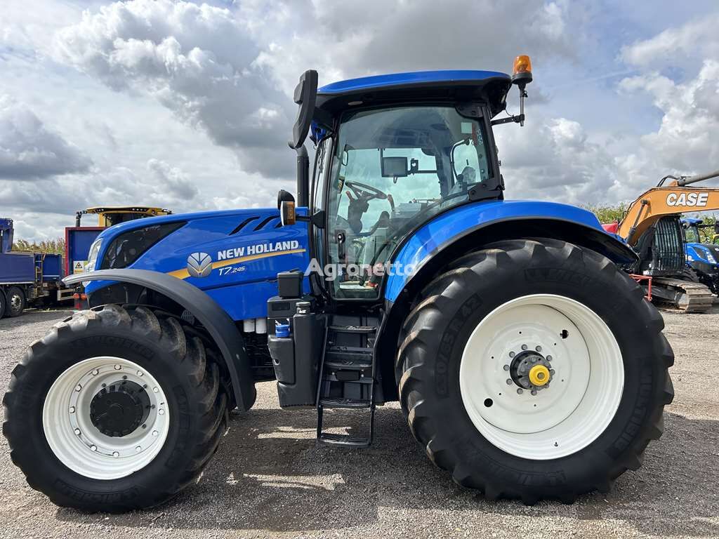 New Holland T7.245 ホイールトラクター