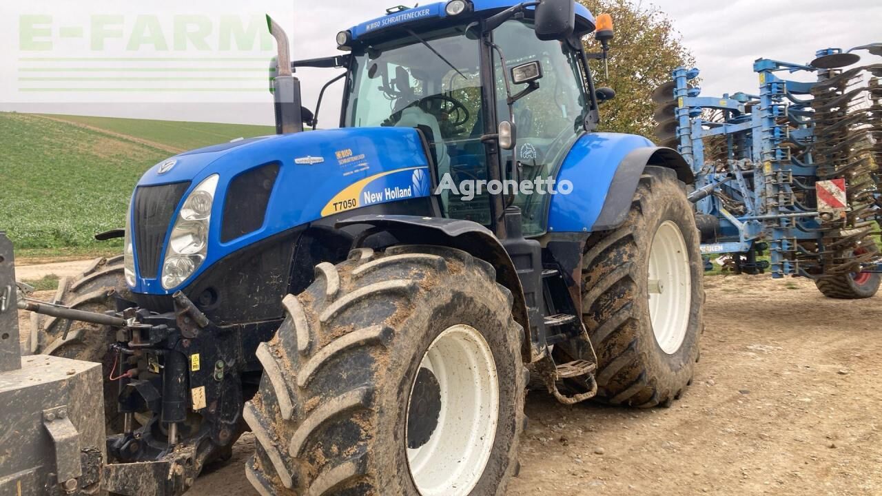 New Holland T7050 kerekes traktor