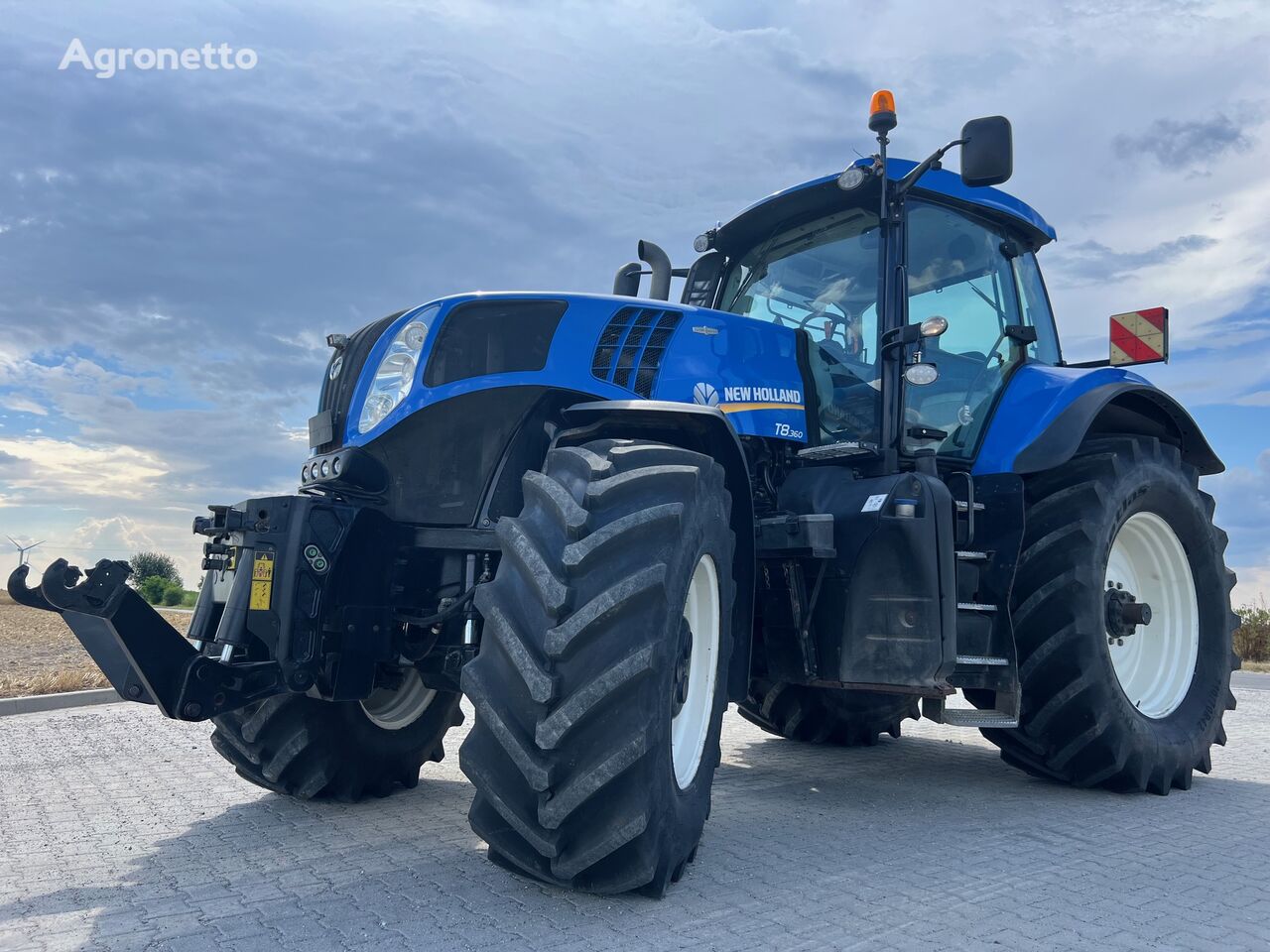 New Holland T8.360 tractor de ruedas