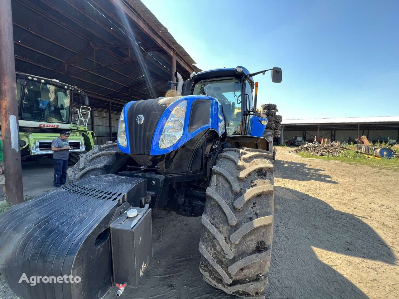 tracteur à roues New Holland T8.390