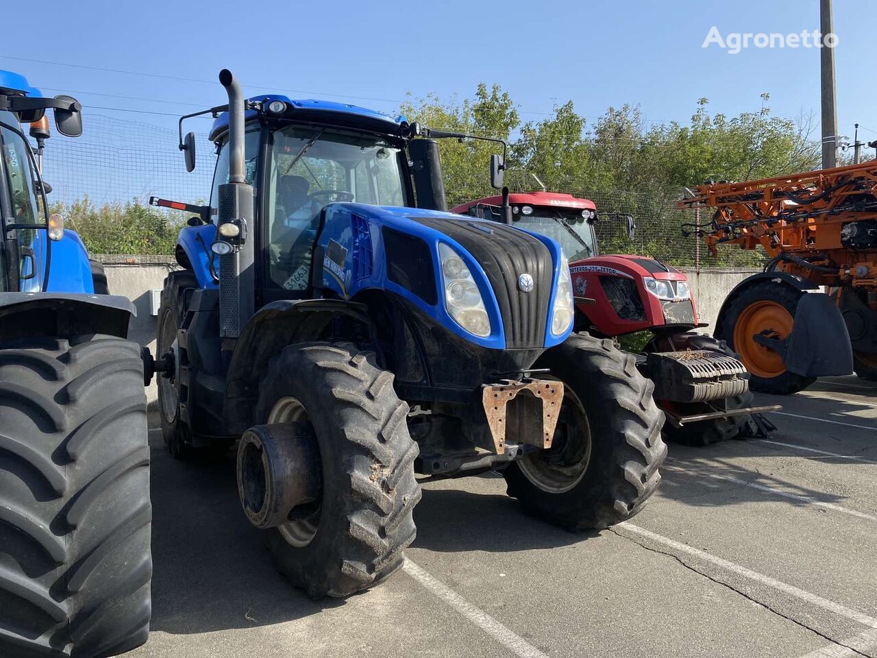 New Holland T8.410 wheel tractor