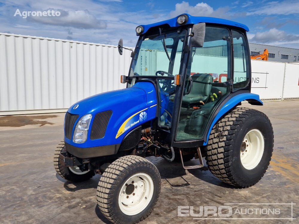 New Holland TC45DA wheel tractor