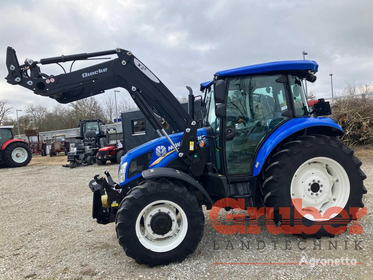 جرار بعجلات New Holland TD5.85CAB 4WD MY18